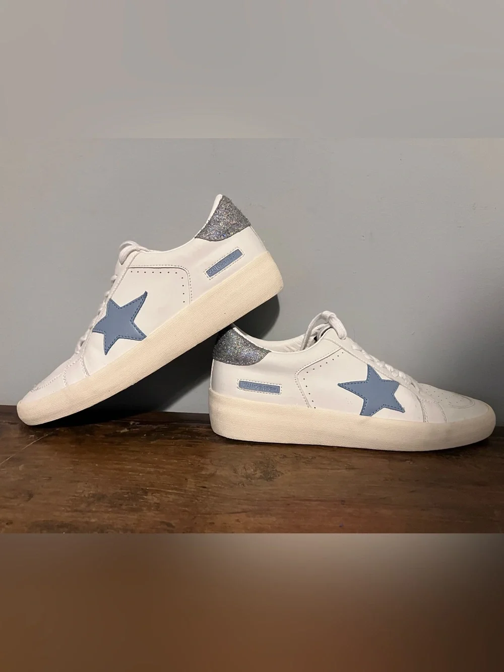 Vintage Havana Kenna blue star low top sneakers